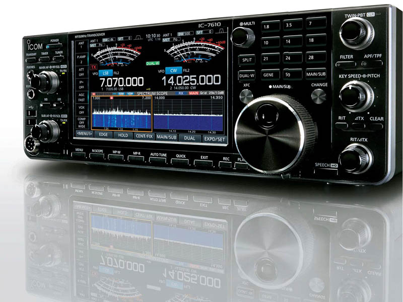 widok radiostacji KF typu ICOM IC-7610