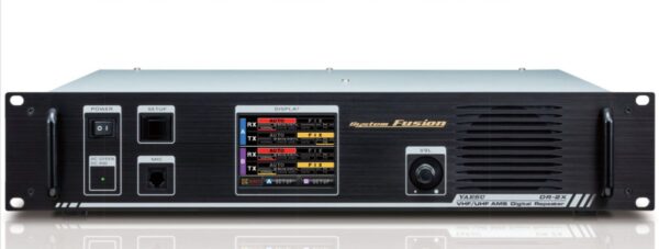 Yaesu DR-2XE Przemiennik dwupasmowy FUSION/FM