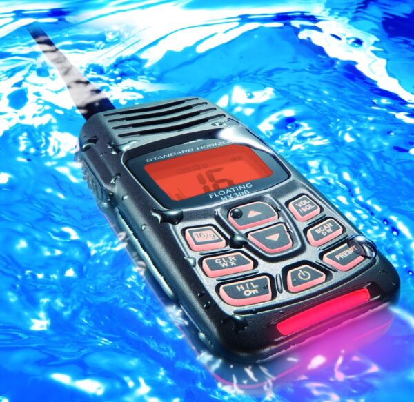 Standard Horizon HX-300E Ręczny radiotelefon morski - obrazek 3