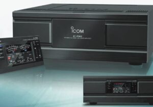 Icom IC-PW2 Wzmacniacz mocy KF/6m