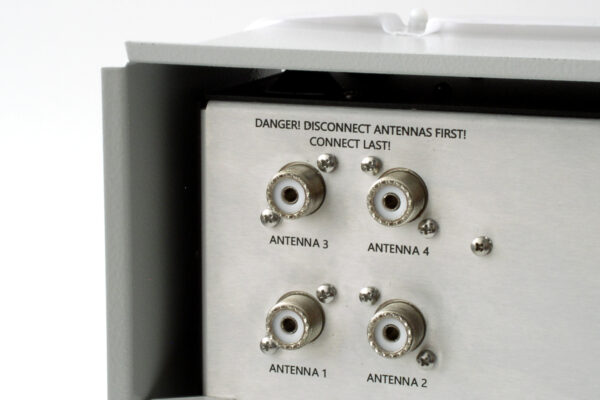ACOM ATU A-04AT Automatyczny tuner antenowy KF - obrazek 4