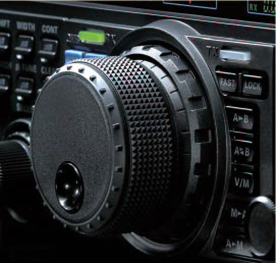 YAESU FT-950 E