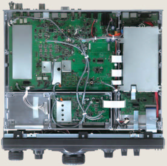 YAESU FT 950E