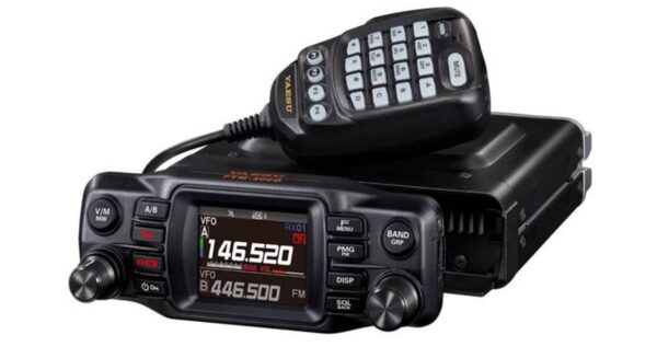 Yaesu FTM-200DE Radiotelefon dwupasmowy z C4FM