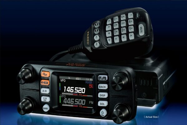 Yaesu FTM-300 DE Radiotelefon mobilny z emisjami cyfrowymi - obrazek 2