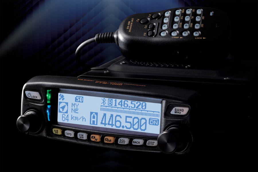 YAESU FTM-100DE