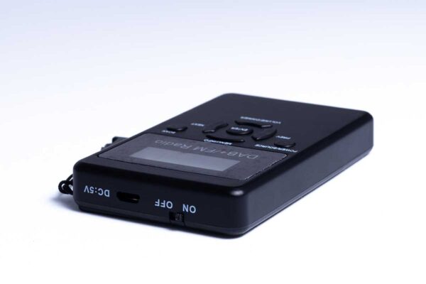 HRD-101 Odbiornik FM i DAB - obrazek 3