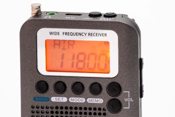 HRD-737 Wielozakresowe miniaturowe radio stereo - obrazek 3