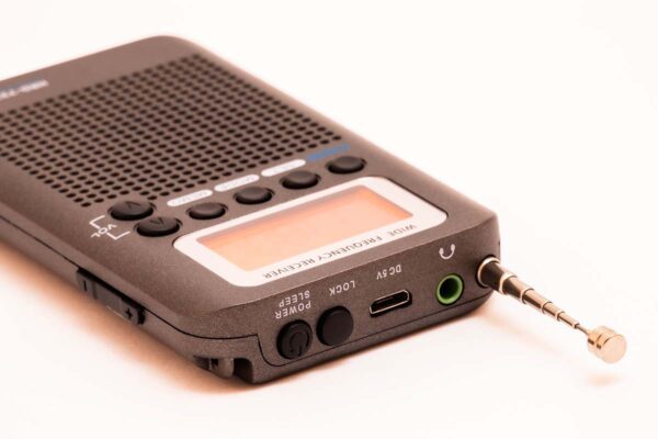 HRD-737 Wielozakresowe miniaturowe radio stereo - obrazek 2