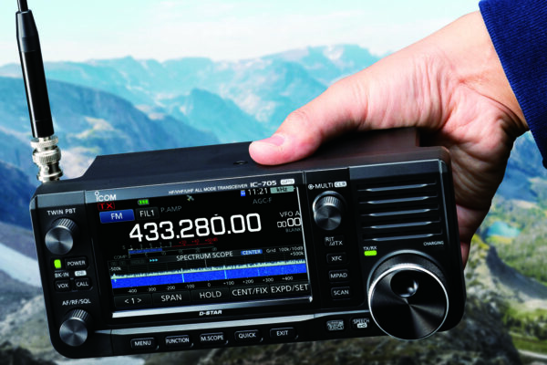 Icom IC-705 Radiostacja SDR-QRP KF-UHF - obrazek 3