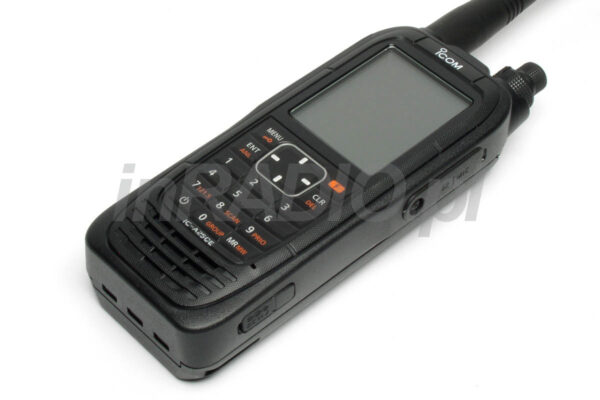 IC-A25CE ICOM  Radiotelefon na pasmo lotnicze z 8,33KHz - obrazek 4