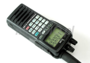 ICOM IC-A6E - Radiotelefon lotniczy z krokiem strojenia 8.33kHz