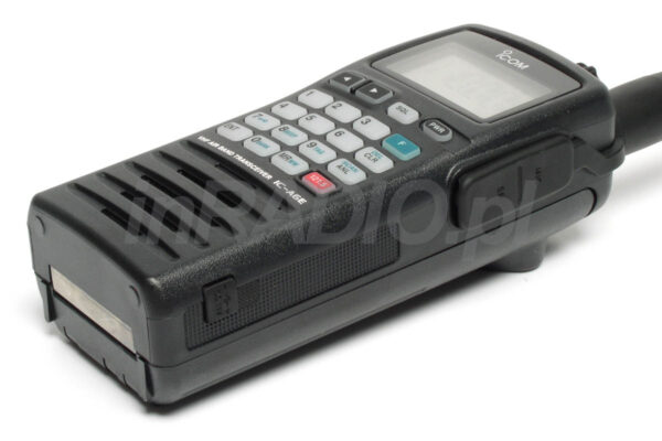 ICOM IC-A6E - Radiotelefon lotniczy z krokiem strojenia 8.33kHz - obrazek 4