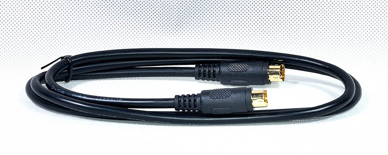 przewód do transmisji danych ATU mAT-10 w zastosowaniu z YAESU FR-817, FT-818