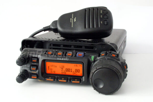 Yaesu FT-857D - Radiostacja wielopasmowa - obrazek 2