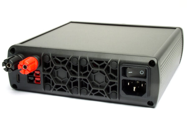 SHACKMASTER Power 600 (13,8V 40A) - obrazek 2