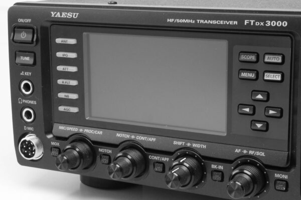Yaesu FT-DX3000 Transceiver KF bazowy - obrazek 4