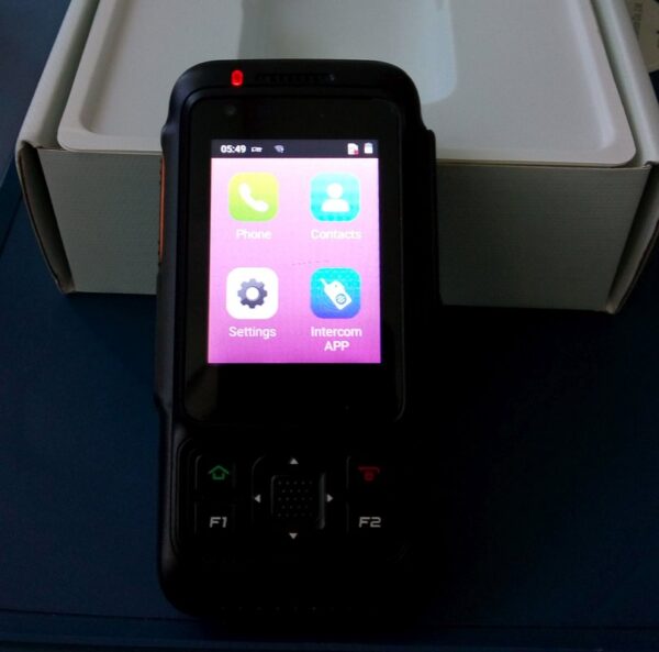Tyt IP-88 Radiotelefon LTE 4G GSM - obrazek 2