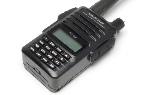 Yaesu FT-4XE Dwupasmowy transceiver VHF/UHF - obrazek 4