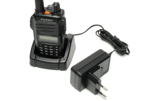 Yaesu FT-4XE Dwupasmowy transceiver VHF/UHF - obrazek 7