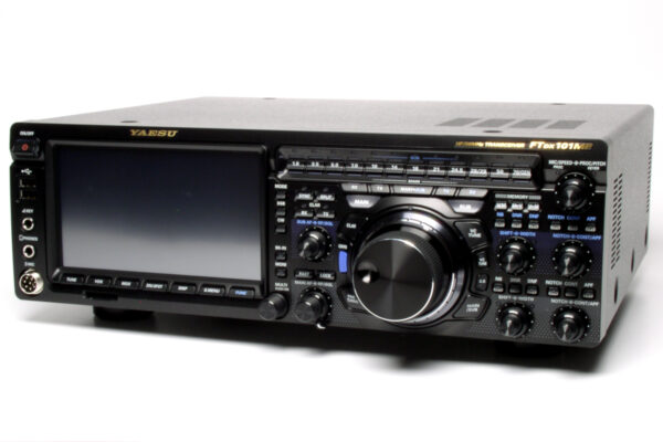 Yaesu FTDX101MP - radiostacja KF 200W - obrazek 3