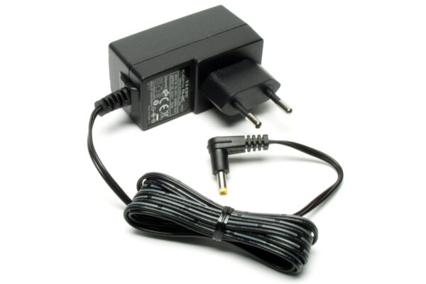 YAESU PA-48C - ładowarka