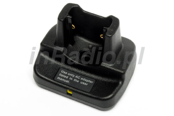 YAESU CD-40 - Slot Ładowarki dla BH1 i BH2 - obrazek 3