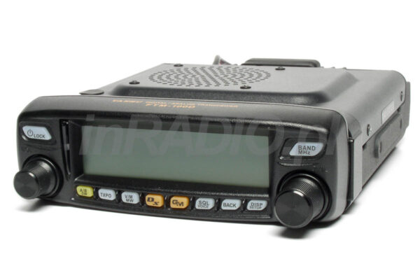 Yaesu FTM-100DE Transceiver samochodowy - obrazek 2