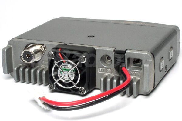 Yaesu FTM-3200 DE  Transceiver 2m + C4FM - obrazek 4