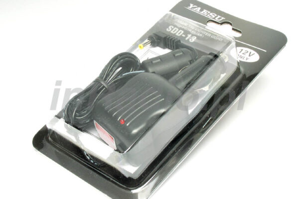YAESU SDD-13 Ładowarka samochodowa z filtrem - obrazek 7